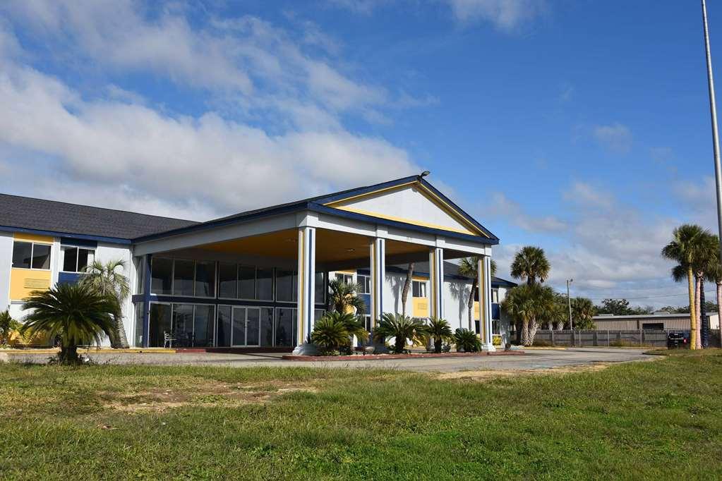 Motel Super 8 By Wyndham Biloxi Exterior foto
