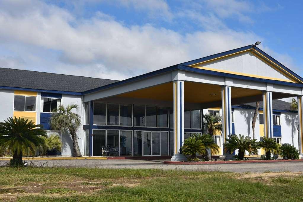 Motel Super 8 By Wyndham Biloxi Exterior foto