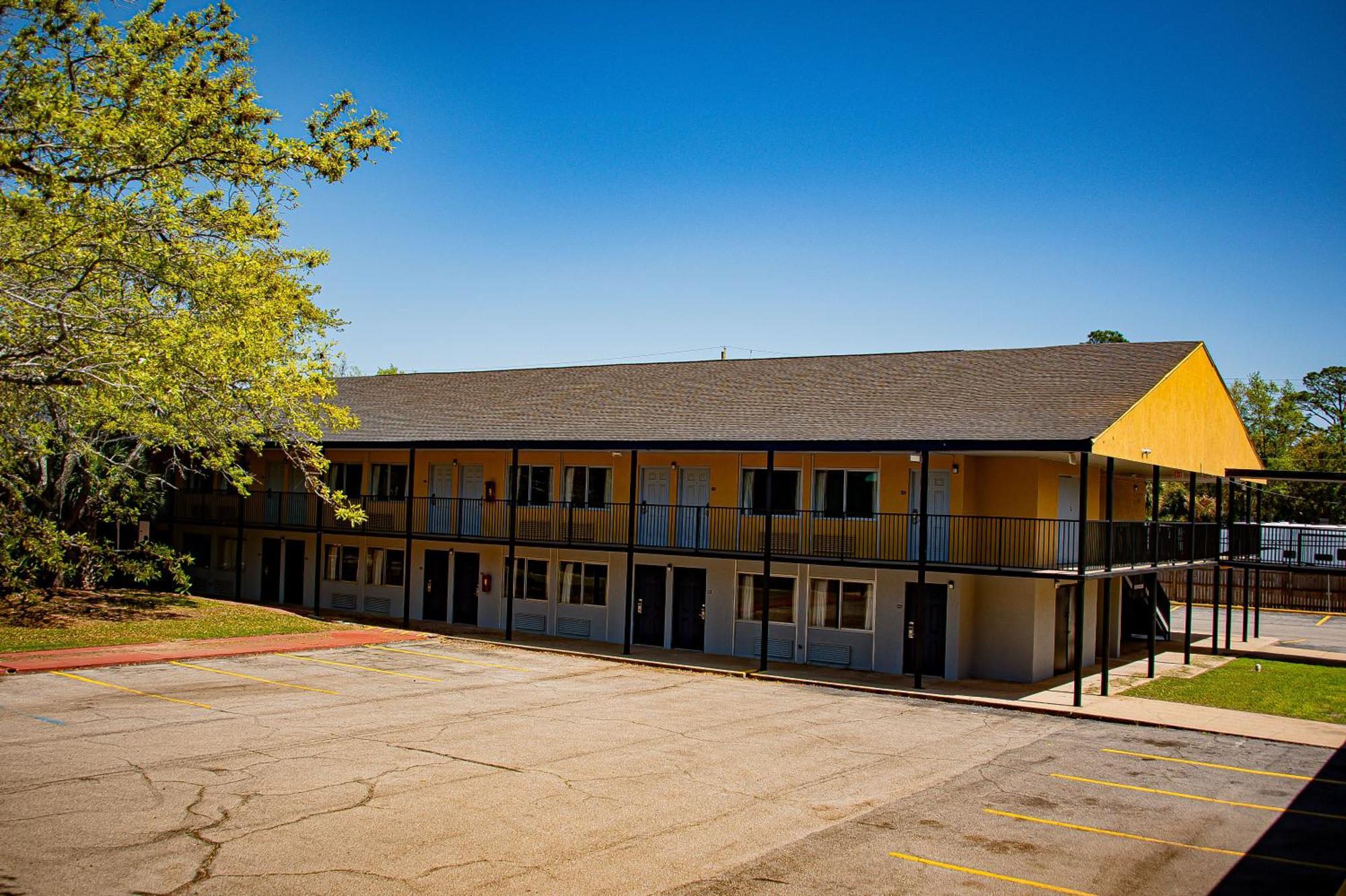 Motel Super 8 By Wyndham Biloxi Exterior foto