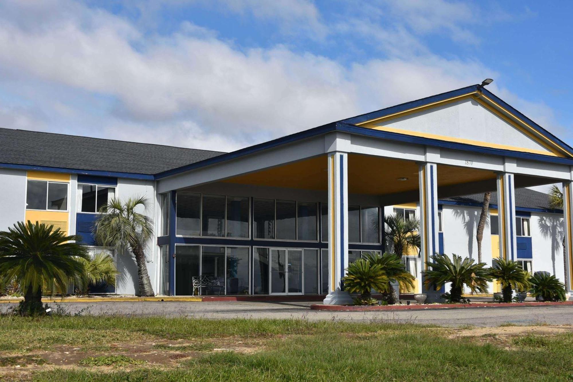 Motel Super 8 By Wyndham Biloxi Exterior foto